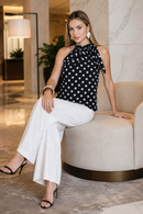 Blusa Feminina Poá Gola Alta e Amarração