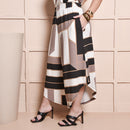 Conjunto Feminino Pantacourt Estampado em Viscolycra com Blusa Sem Manga Conforto e Elegância G GG Bege e Preto
