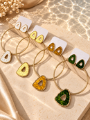 Conjunto Aurora — Colar e Brincos com Detalhes Dourados