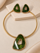 Conjunto Aurora — Colar e Brincos com Detalhes Dourados