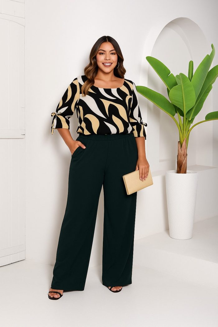 blusa estampada boho com decote quadrado e amarração nas mangas3/4 blusa estampada boho com decote quadrado e amarração nas mangas3/4