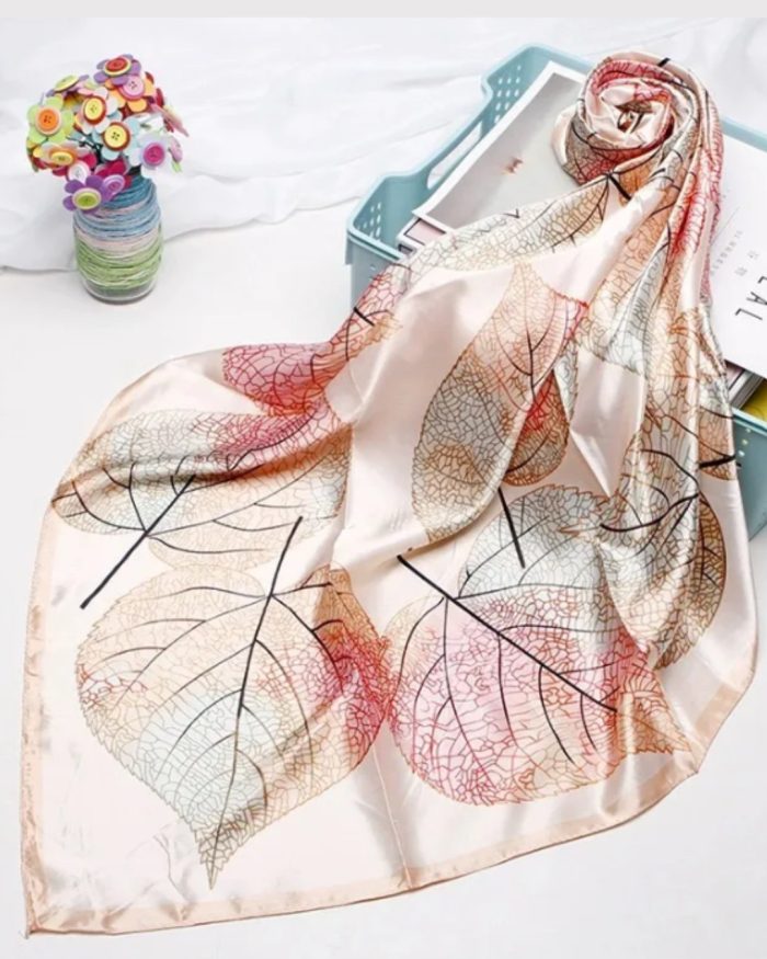 lenço de cetim estampado 90x90 – preto e marrom