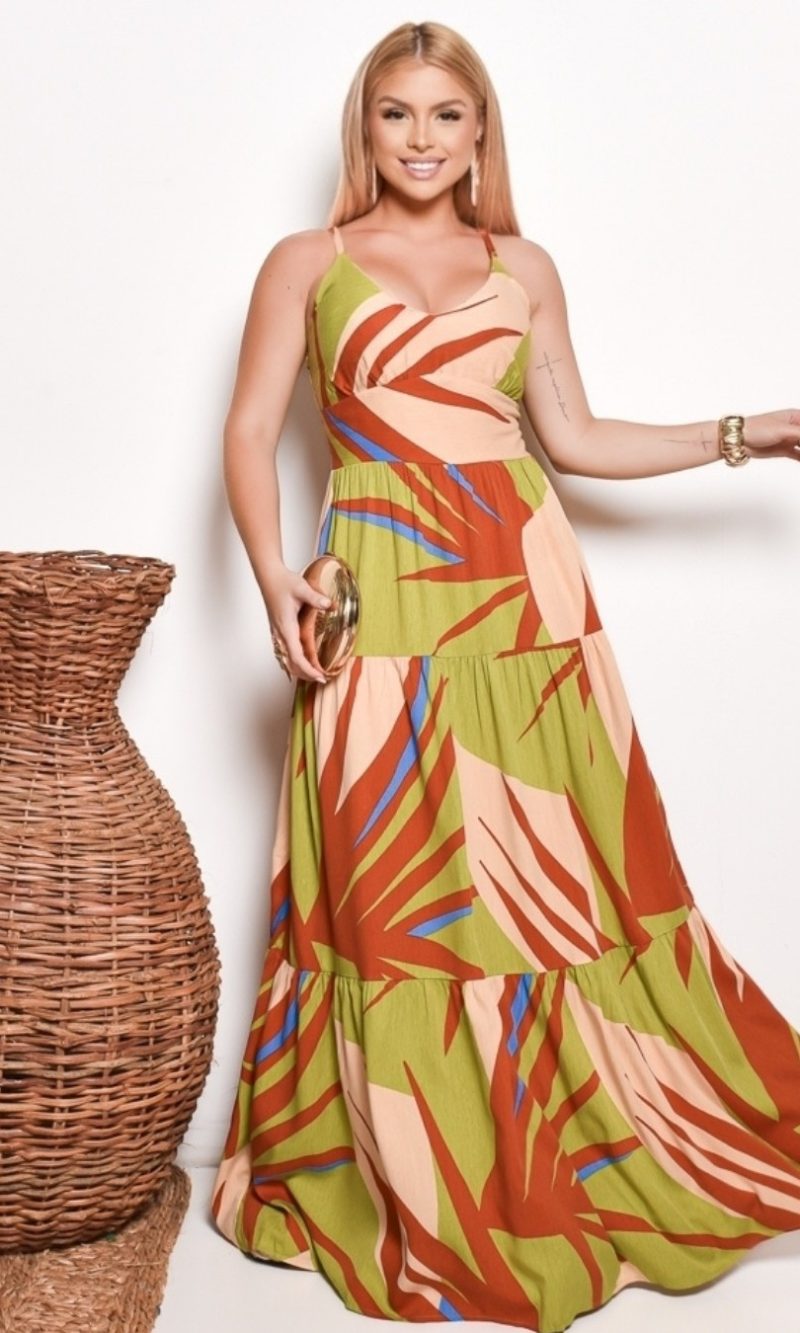 vestido longo estampado com bojo e alças finas