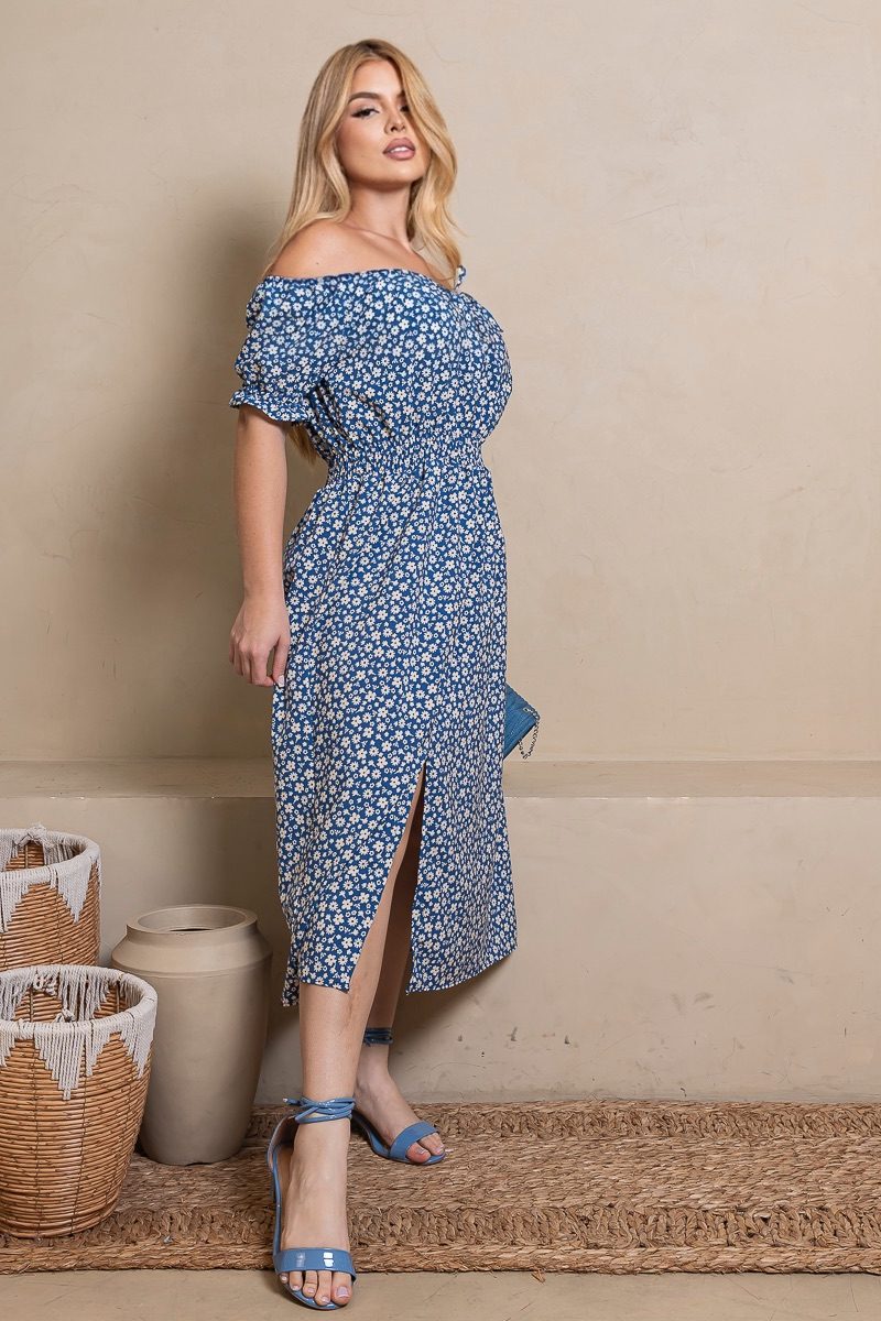 vestido ciganinha midi floral azul e branco – tamanho Único (veste do 40 ao 44)
