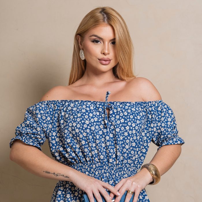 vestido ciganinha midi floral azul e branco – tamanho Único (veste do 40 ao 44) vestido ciganinha midi floral azul e branco – tamanho Único (veste do 40 ao 44)