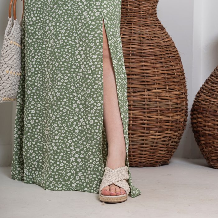 vestido longo feminino com recortes laterais – estampa verde floral vestido longo feminino com recortes laterais – estampa verde floral