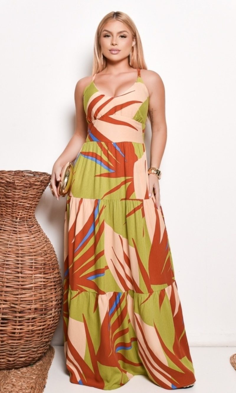 vestido longo estampado com bojo e alças finas